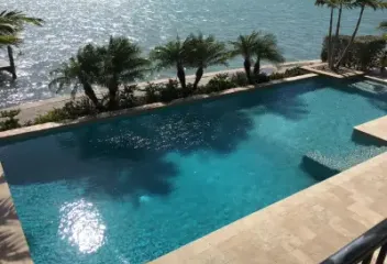 pool-outdoor-by-bay