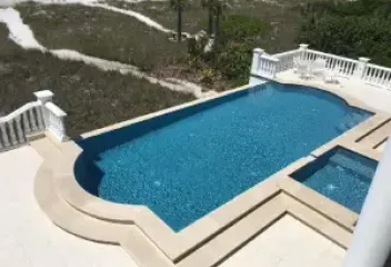 pool-on-beach